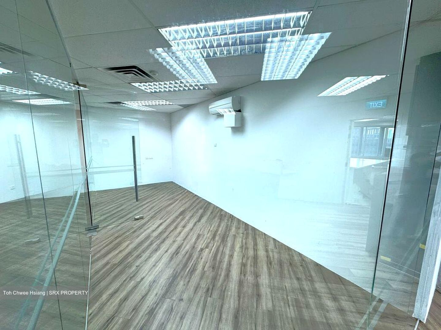 Lucrum Capital Building (D1), Office #517433661